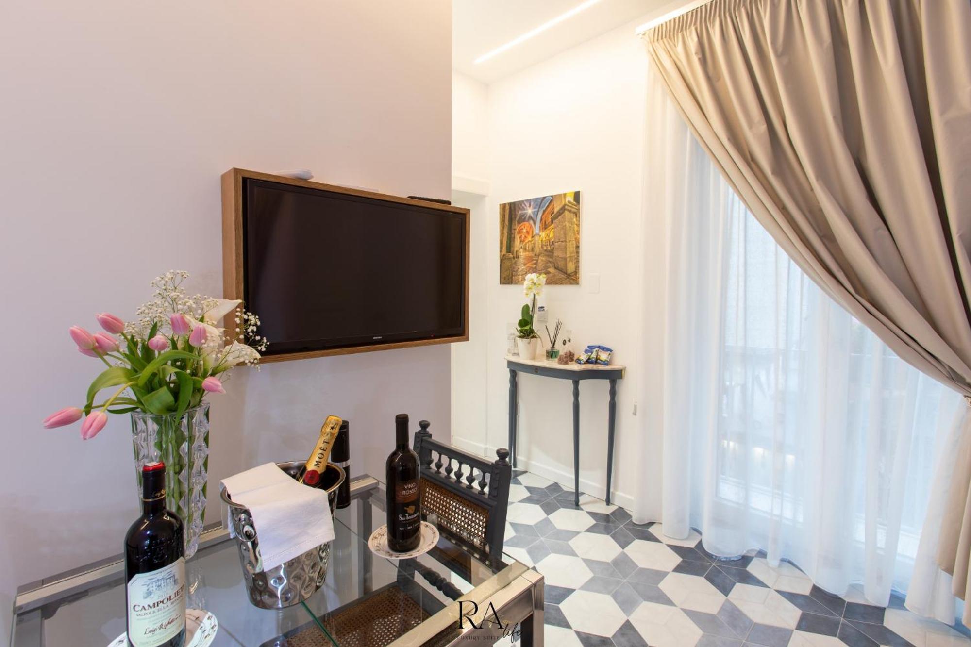 Rea Life Luxury Suite 卡瓦德蒂雷尼 外观 照片